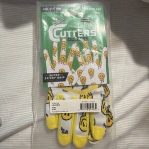 Cutters Game Day Receiver Football Gloves Youth - Smile S/M: Strap Closure, N...